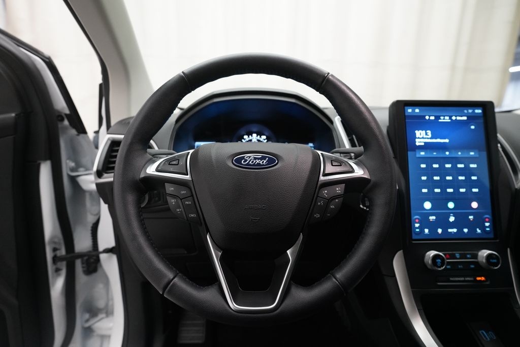 Used 2023 Ford Edge SEL SUV