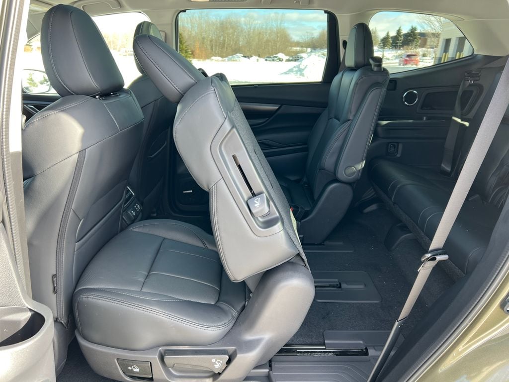 2026 Subaru Ascent Touring - Photo 6