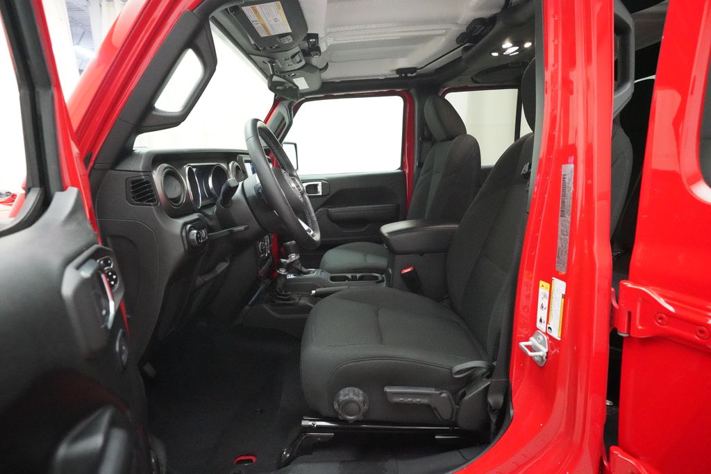 View vehicle photo 7