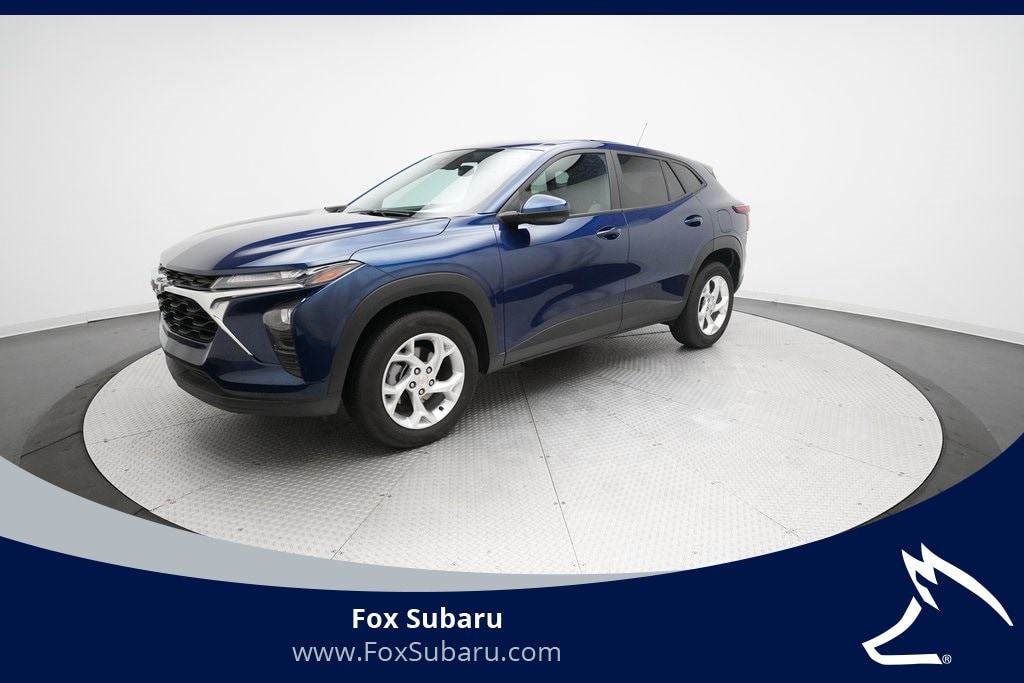 2024 Chevrolet Trax LS's photo