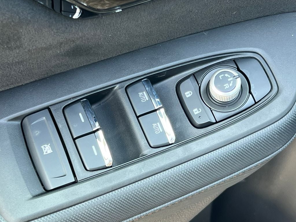2026 Subaru Forester Touring - Photo 14