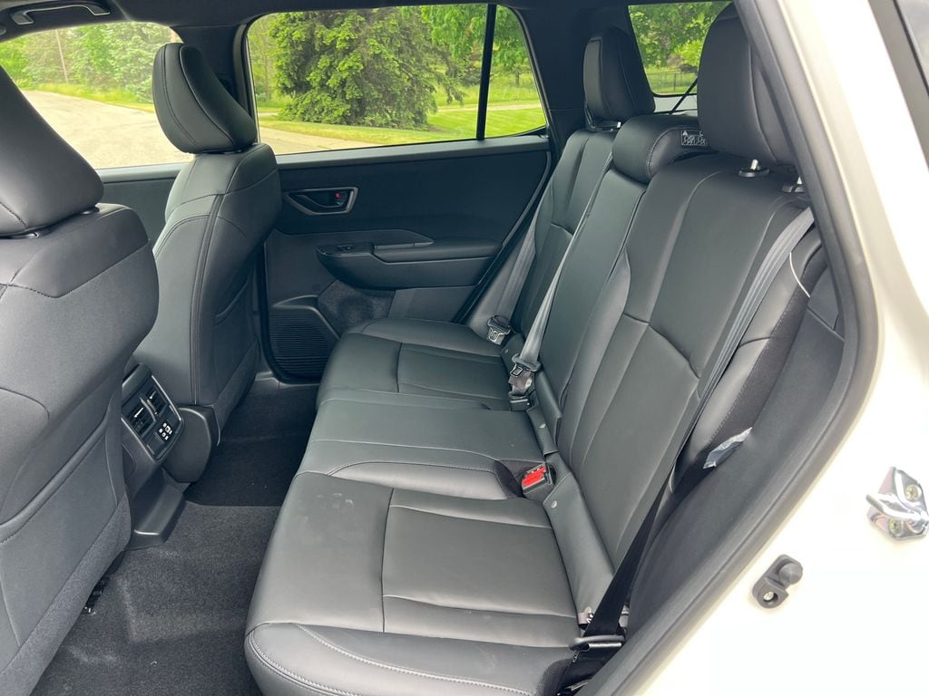 2026 Subaru Outback Premium - Photo 5