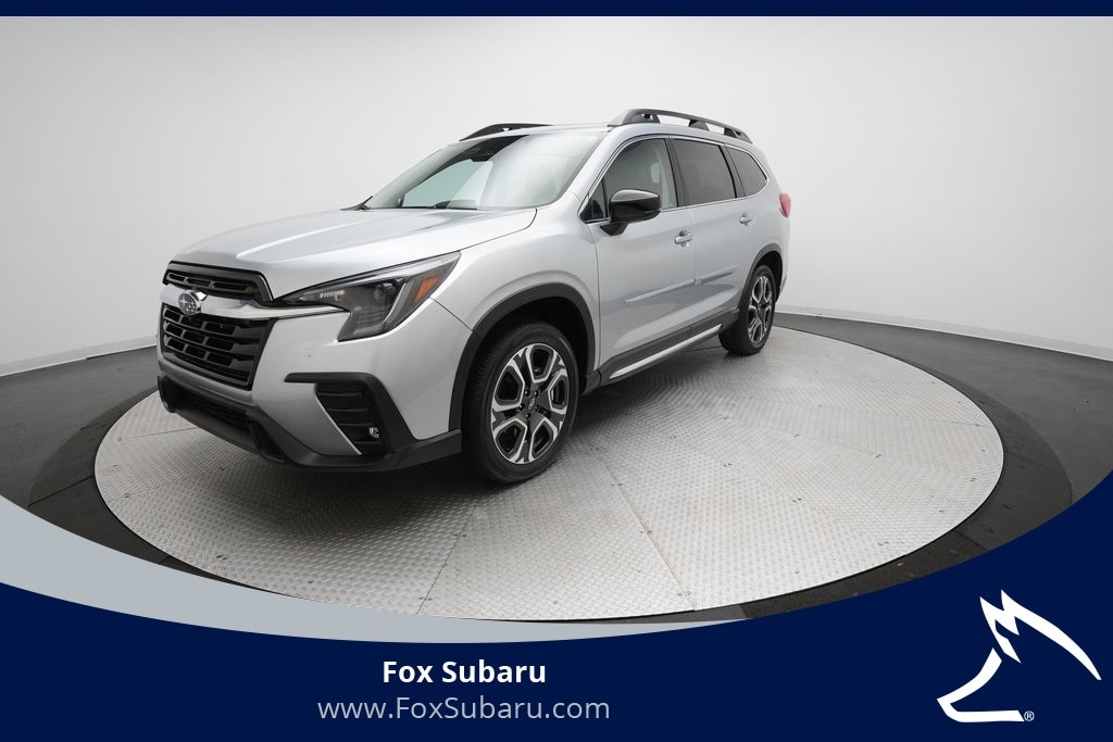 2025 Subaru Ascent Limited's photo