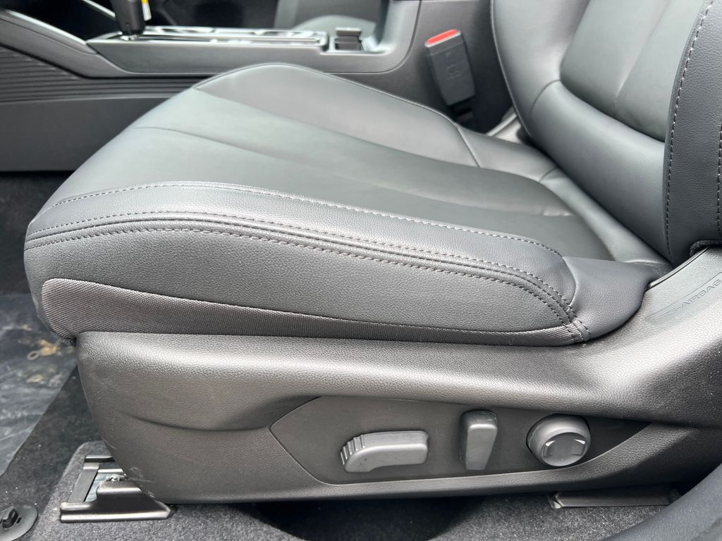 2026 Subaru Outback Premium - Photo 9