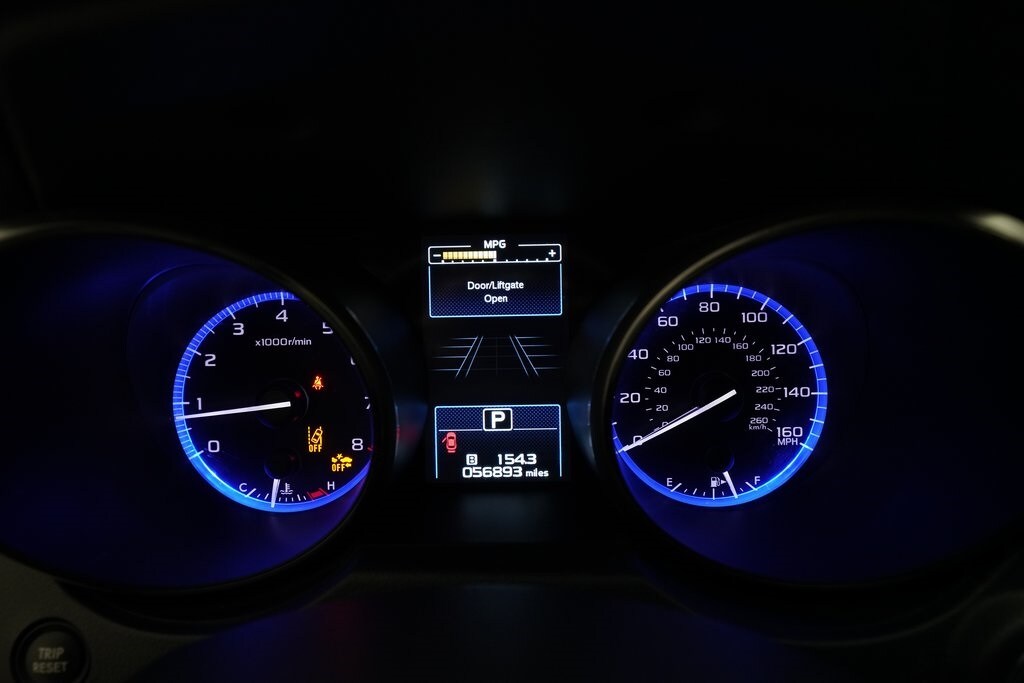 2018 Subaru Outback Limited photo 2