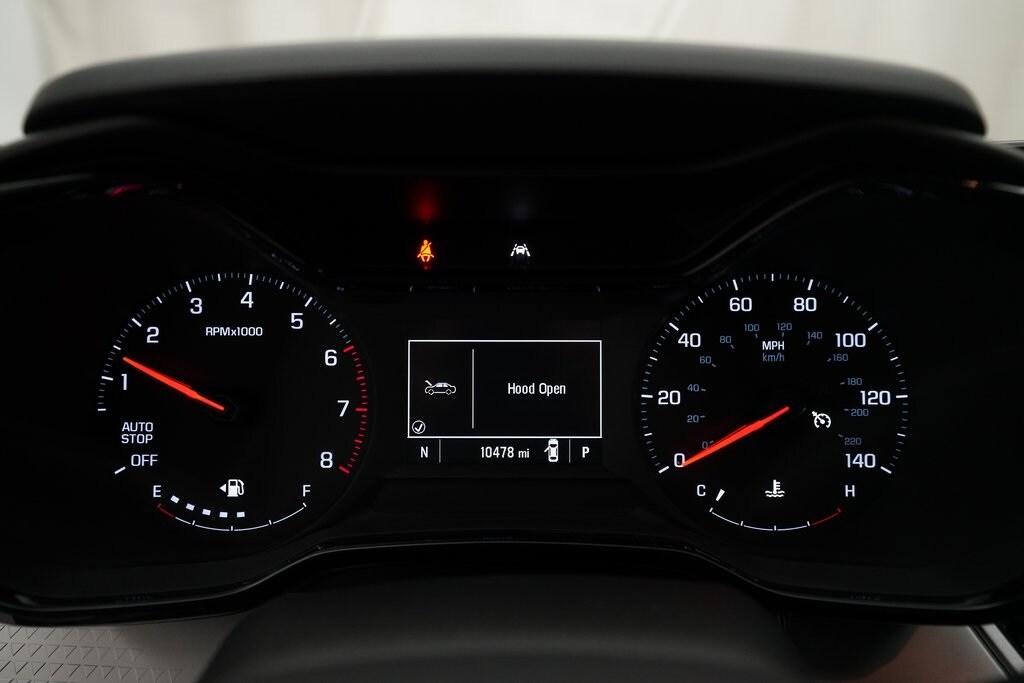 2024 Chevrolet Trax LS photo 2