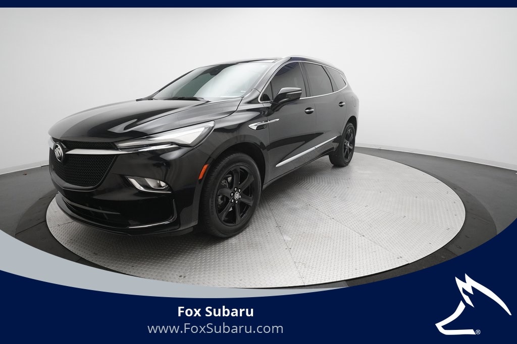 2024 Buick Enclave Essence's photo