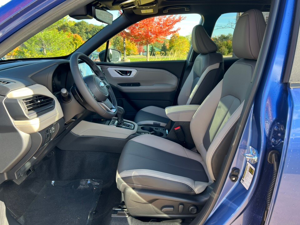 2025 Subaru Forester Limited photo 4