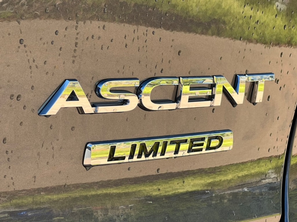 New 2025 Subaru Ascent Limited 8 - Passenger SUV
