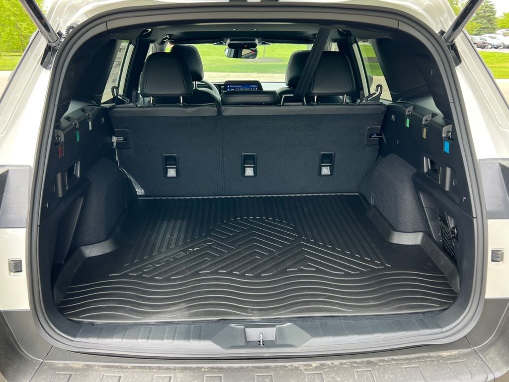 2026 Subaru Outback Premium - Photo 35