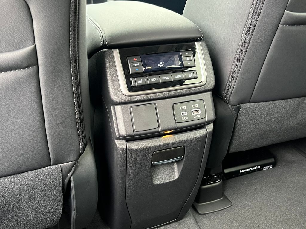 2026 Subaru Ascent Limited - Photo 37