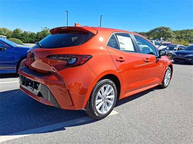 2025 Toyota Corolla SE photo 4