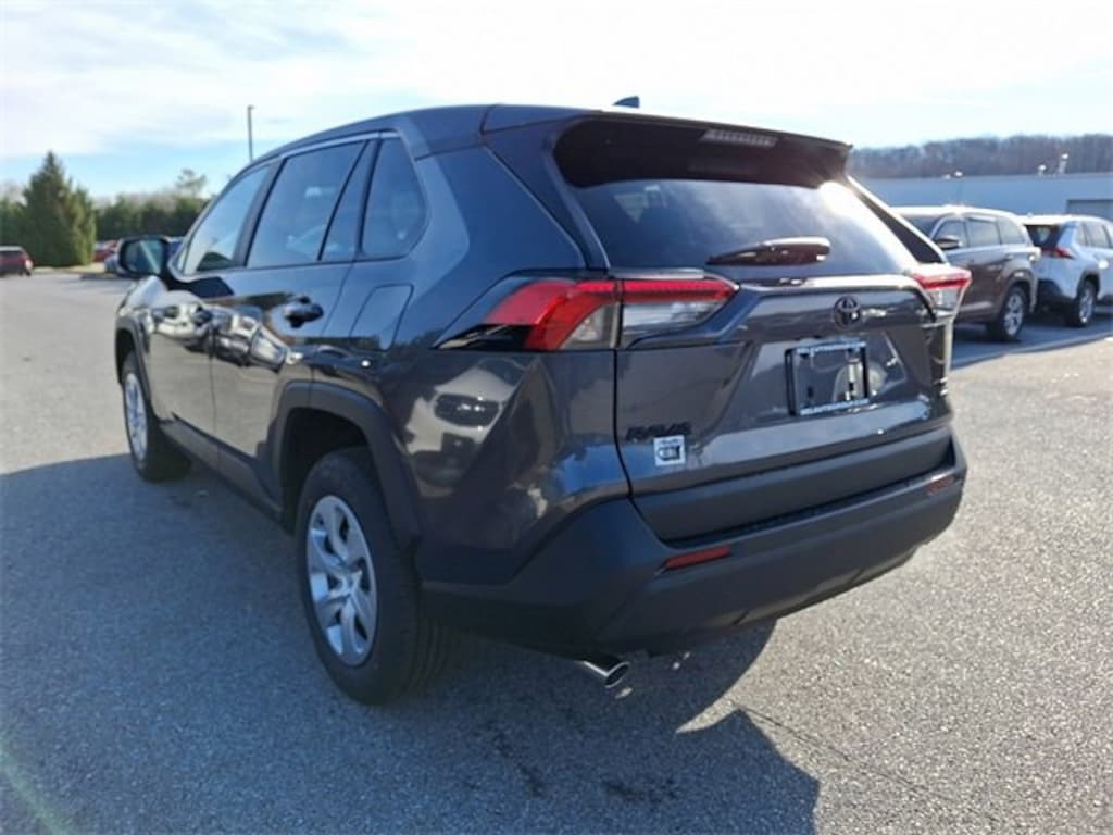 New 2025 Toyota RAV4 LE SUV