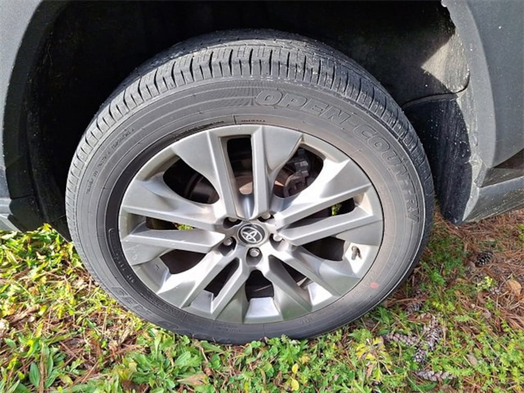 Certified 2022 Toyota RAV4 XLE Premium SUV