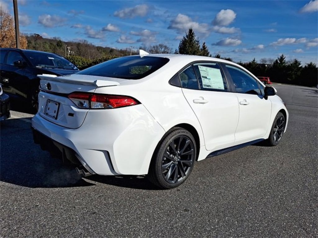 New 2026 Toyota Corolla SE Sedan