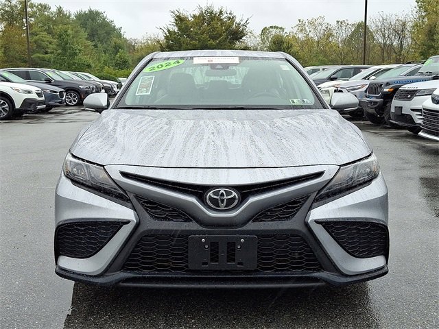2024 Toyota Camry SE photo 2