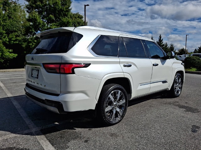 2023 Toyota Sequoia Capstone - Photo 6