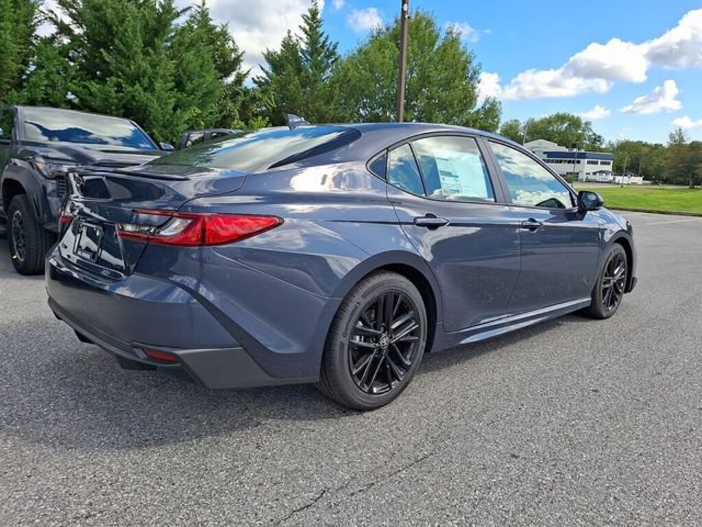 New 2026 Toyota Camry SE Sedan