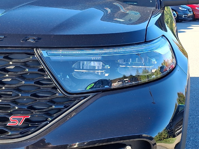 2023 Ford Explorer ST - Photo 9