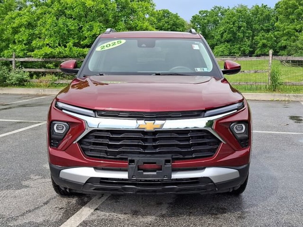 Used 2025 Chevrolet Trailblazer LT SUV