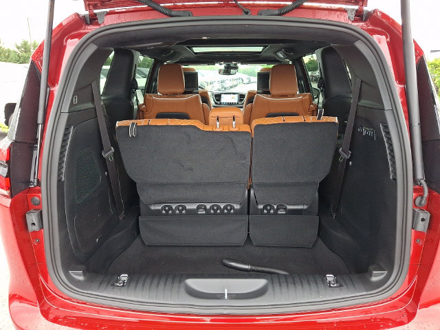 2026 Chrysler Pacifica Pinnacle - Photo 32
