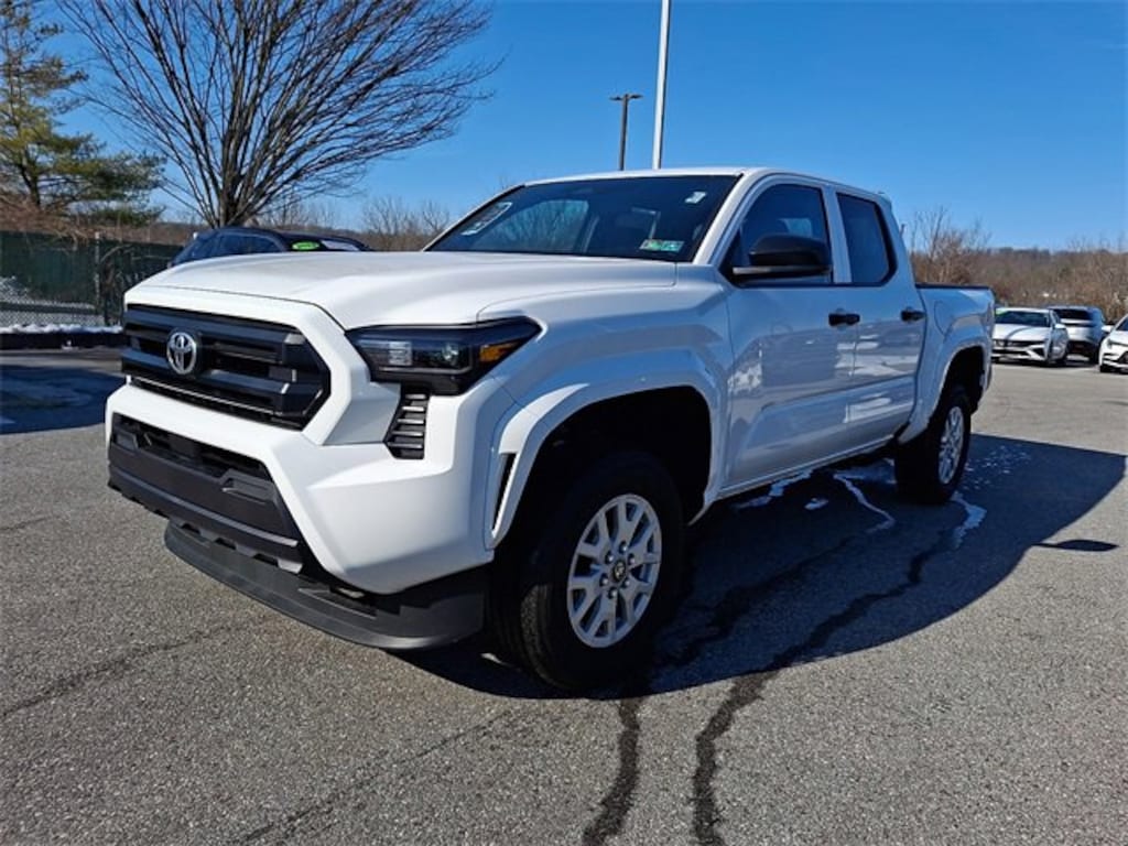 New 2026 Toyota Tacoma SR Truck Double Cab