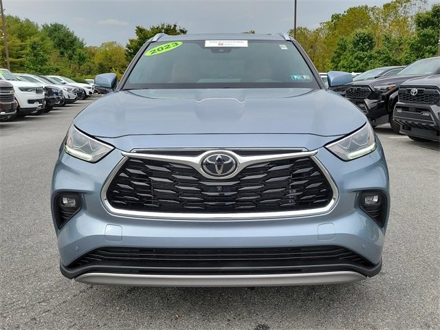 Certified 2023 Toyota Highlander Platinum with VIN 5TDKDRAH5PS045674 for sale in Thorndale, PA