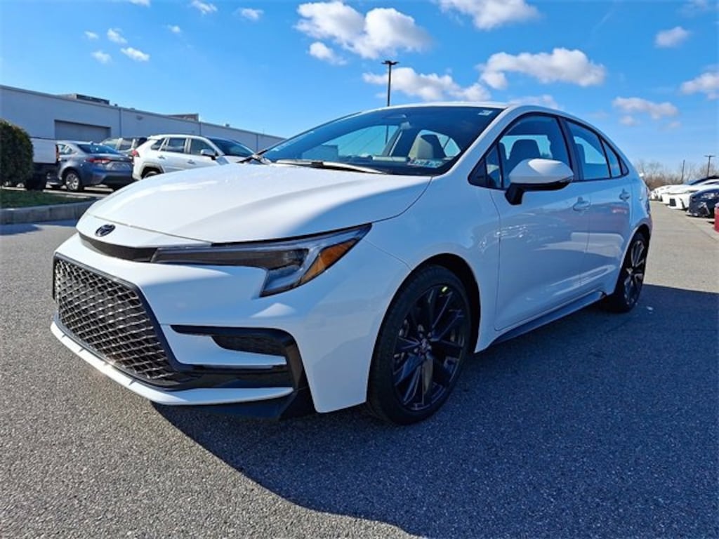 New 2026 Toyota Corolla SE Sedan
