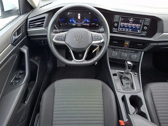 2024 Volkswagen Jetta S - Photo 11