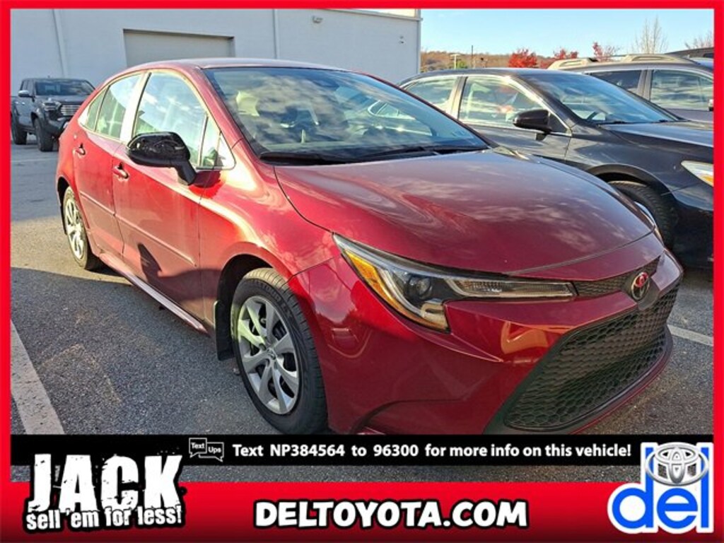 Used 2022 Toyota Corolla LE Sedan