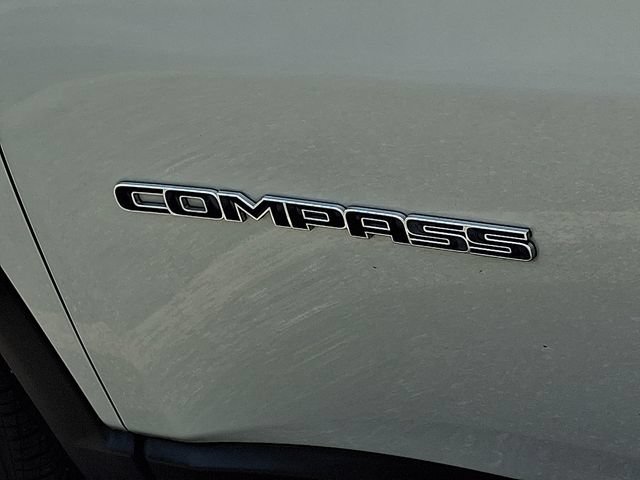 2025 Jeep Compass Limited - Photo 29
