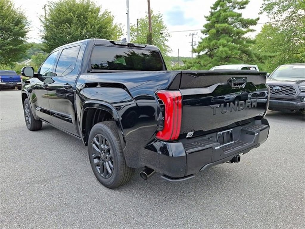 New 2025 Toyota Tundra i-FORCE MAX Platinum i-FORCE MAX Truck CrewMax