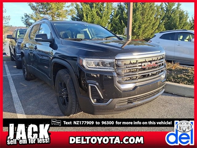 2022 GMC Acadia AT4's photo