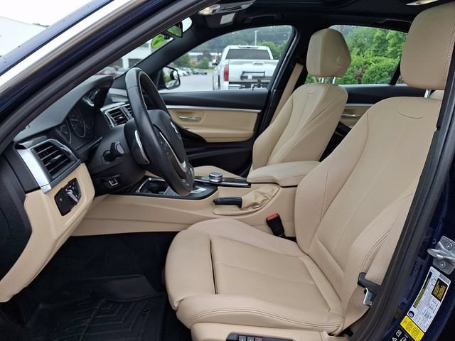2018 BMW 3 Series 330i - Photo 12