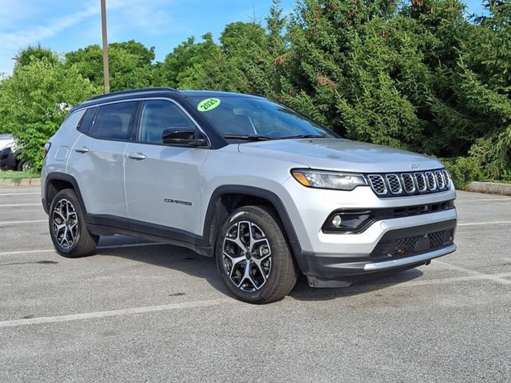 Used 2025 Jeep Compass Limited SUV