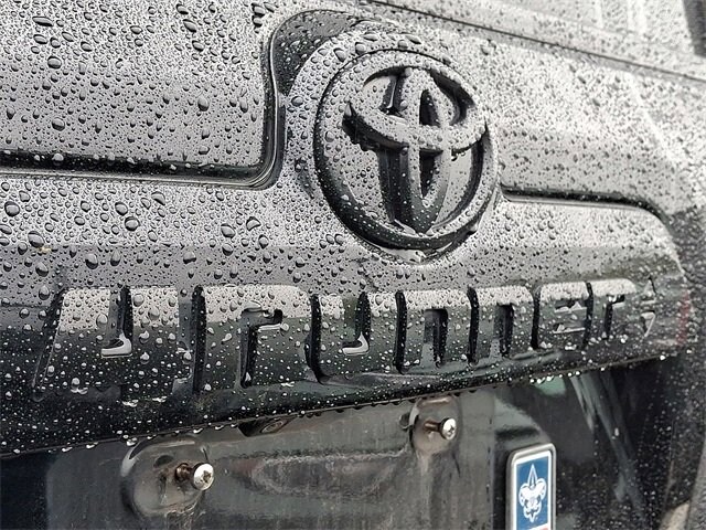 2020 Toyota 4Runner SR5 Premium photo 3