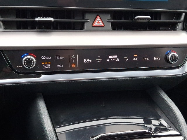 2025 Kia Sportage EX Hybrid - Photo 16