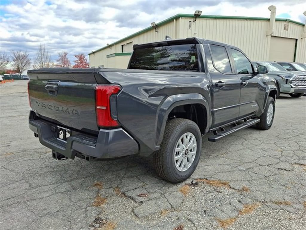 New 2025 Toyota Tacoma SR5 Truck Double Cab