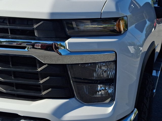 2025 Chevrolet Silverado 2500HD LT - Photo 9