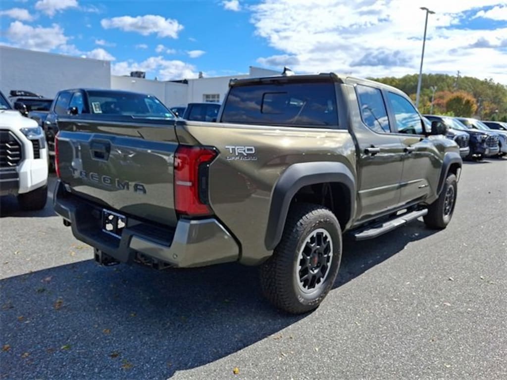 New 2025 Toyota Tacoma TRD Off-Road Truck Double Cab