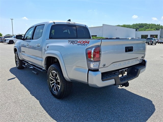 2022 Toyota Tacoma TRD Sport photo 4