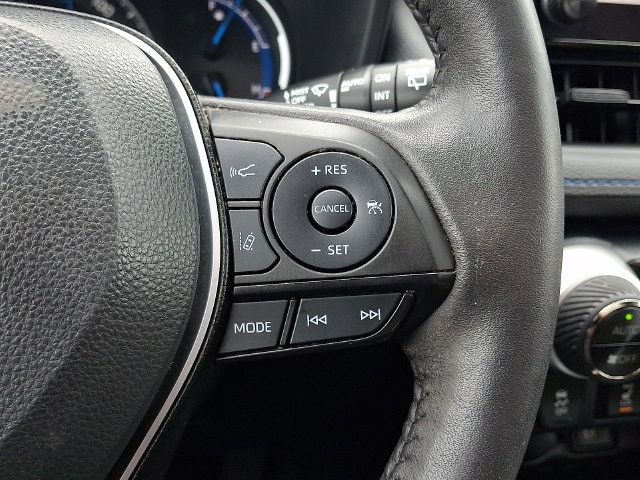 2023 Toyota RAV4 SE - Photo 22