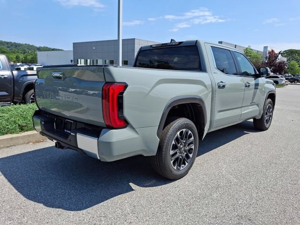 New 2026 Toyota Tundra Limited Truck CrewMax