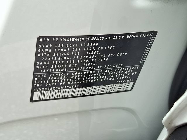 2024 Volkswagen Tiguan SE - Photo 26