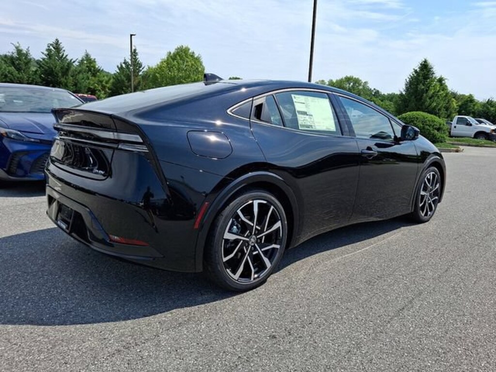 New 2026 Toyota Prius Plug-in Hybrid XSE Premium Hatchback
