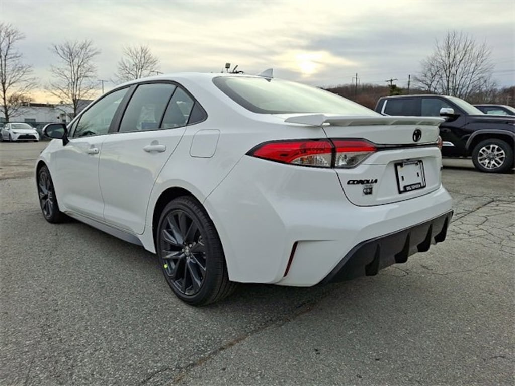 New 2026 Toyota Corolla SE Sedan
