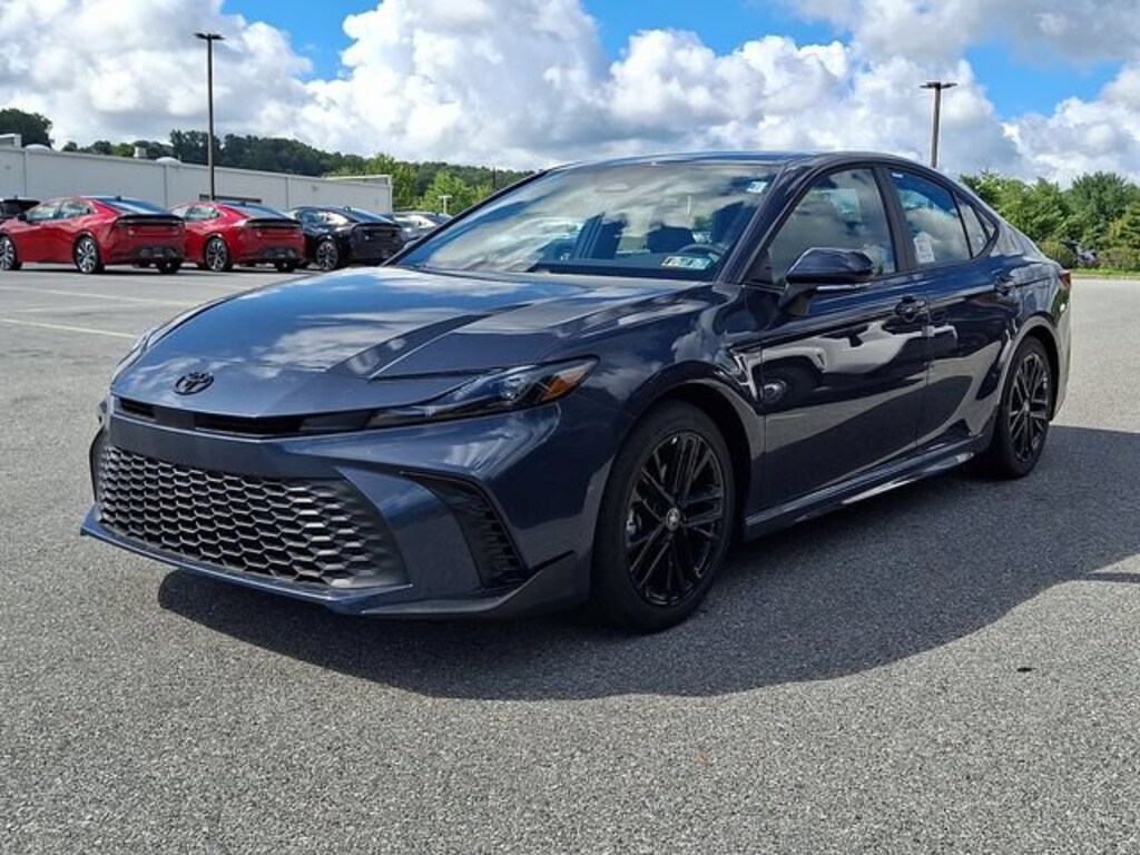 New 2026 Toyota Camry SE Sedan