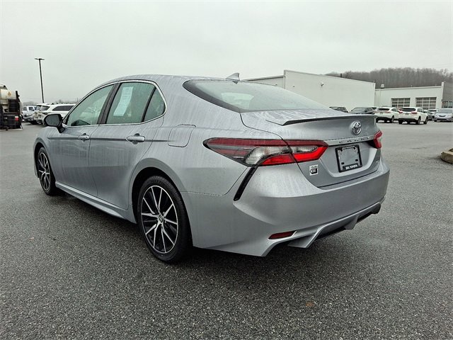 2023 Toyota Camry SE photo 4