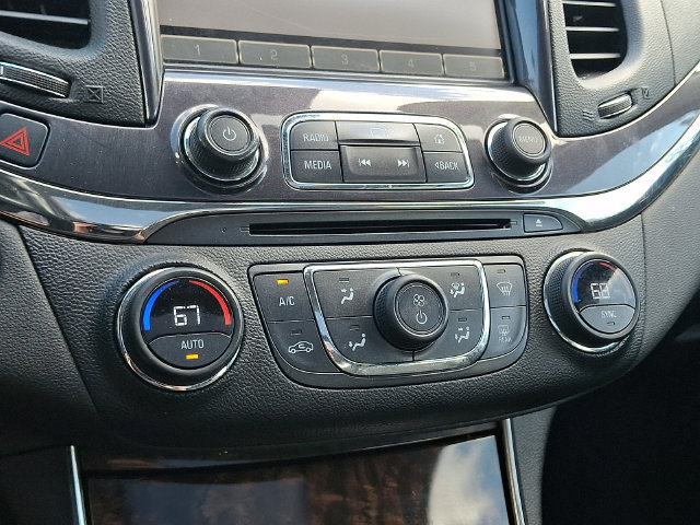 2015 Chevrolet Impala 2LZ - Photo 16