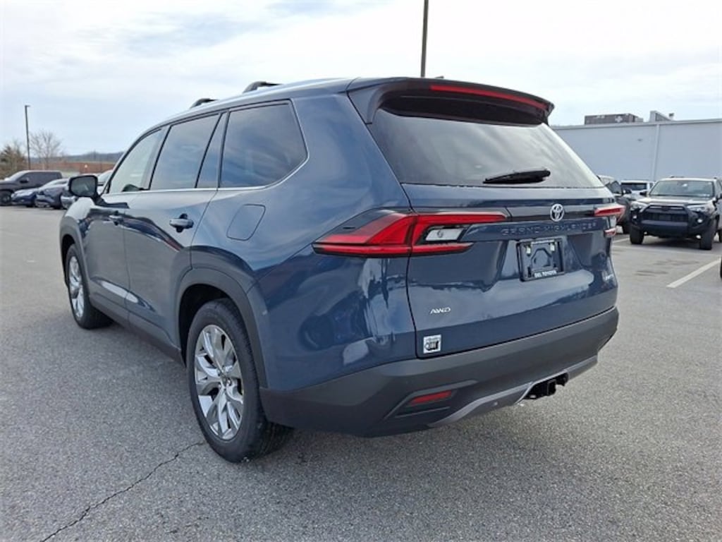 New 2026 Toyota Grand Highlander Limited SUV